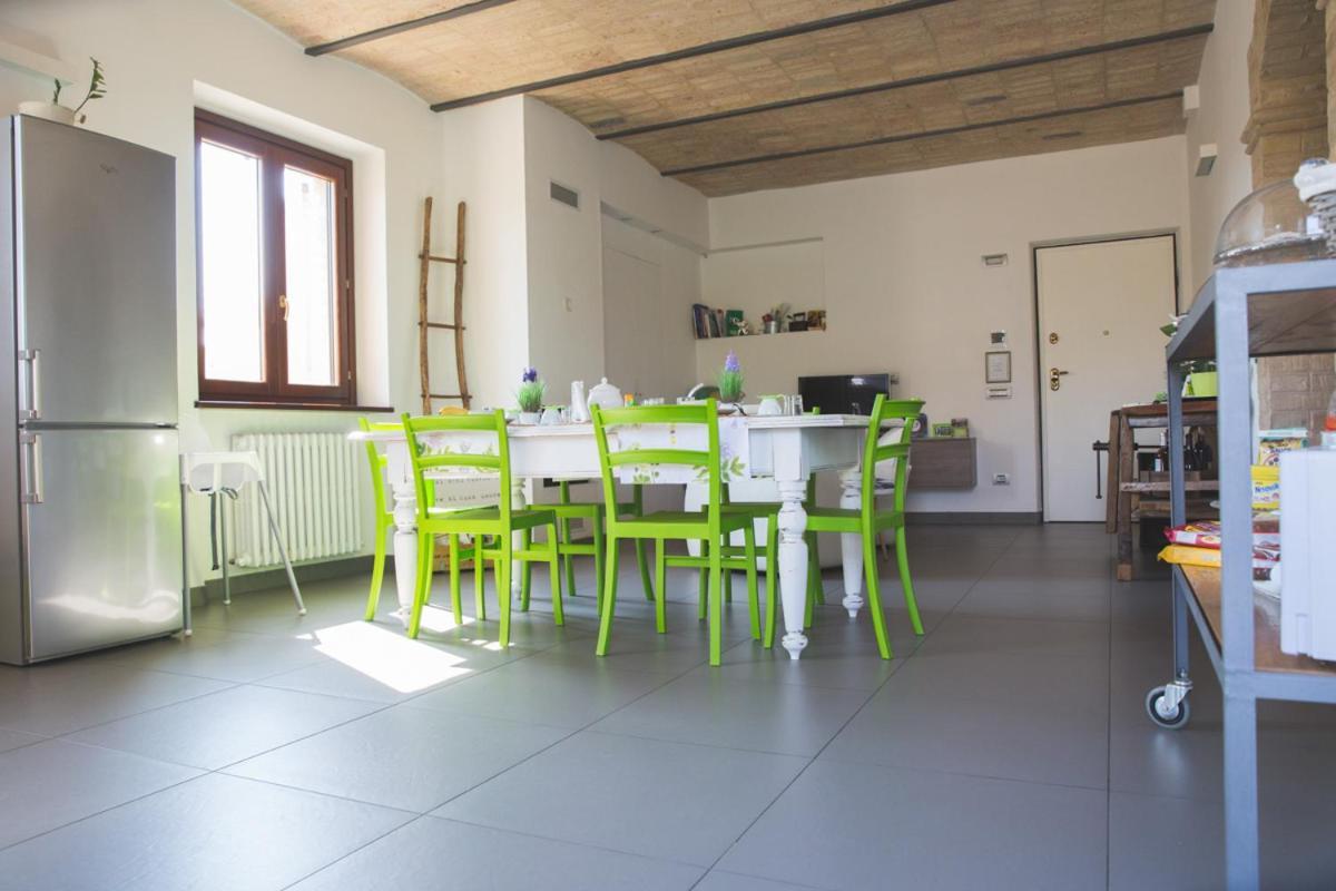 Bed And Breakfast Aratro & Rosmarino Civitanova Marche Extérieur photo