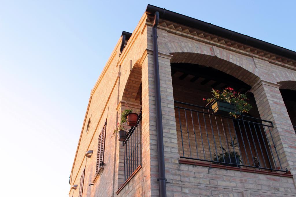 Bed And Breakfast Aratro & Rosmarino Civitanova Marche Extérieur photo