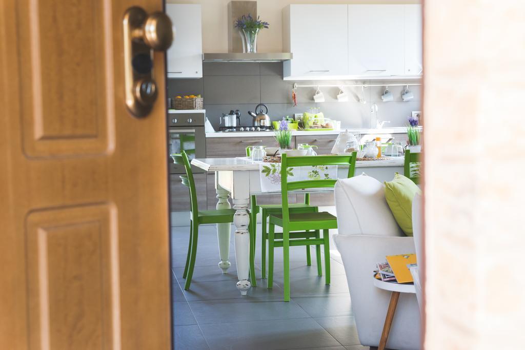 Bed And Breakfast Aratro & Rosmarino Civitanova Marche Extérieur photo